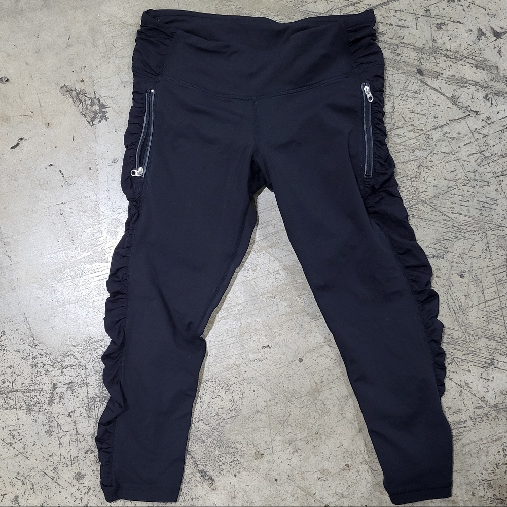 Lululemon Run For Your Life Cropped Leggings
